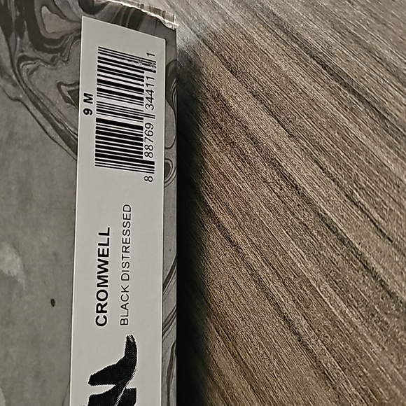 Jeffrey Campbell Cromwell - Picture 8 of 9